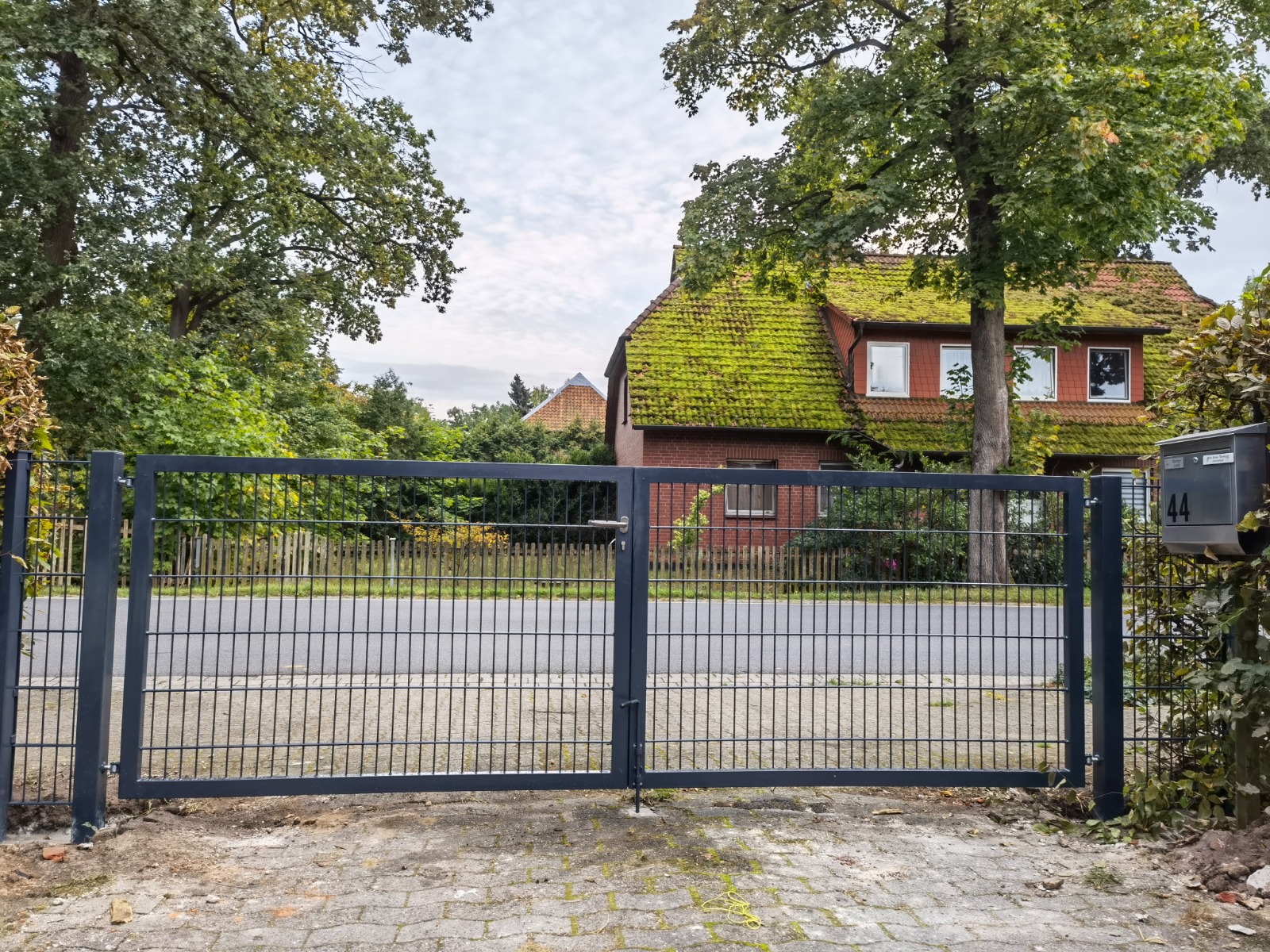 Doppelstabmattenzaun und Tore