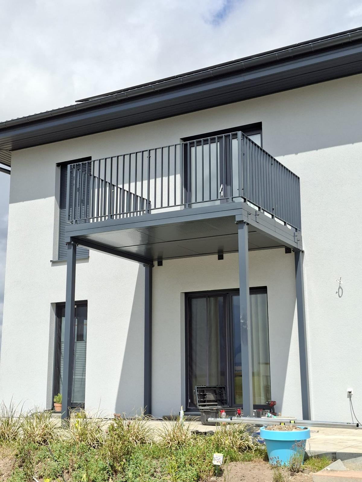 Anbaubalkon Vorstellbalkon aus Metall